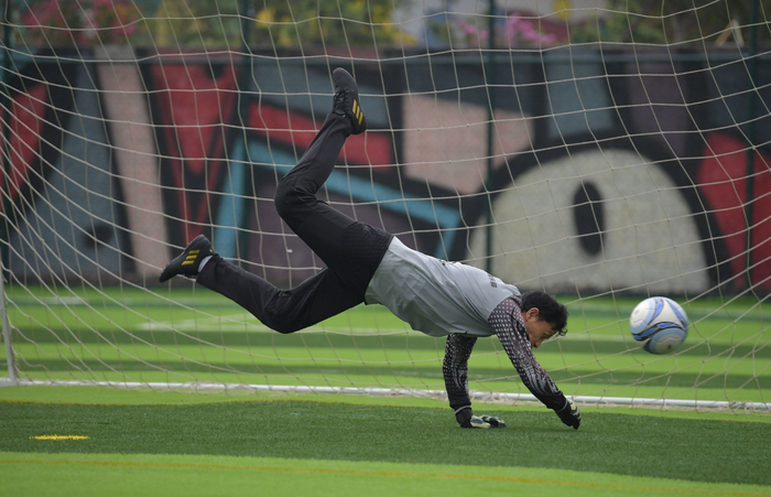 包含门将表现出色,关键扑救挽救球队颜面的词条 包含门将表现出色,关键扑救挽救球队颜面的词条